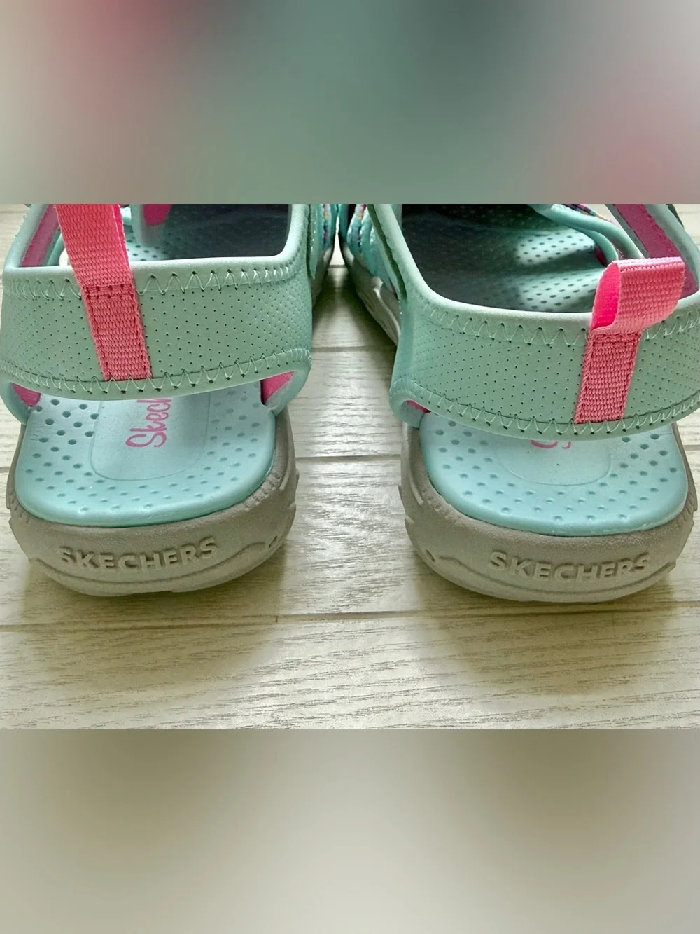 Skechers lightweight breathable